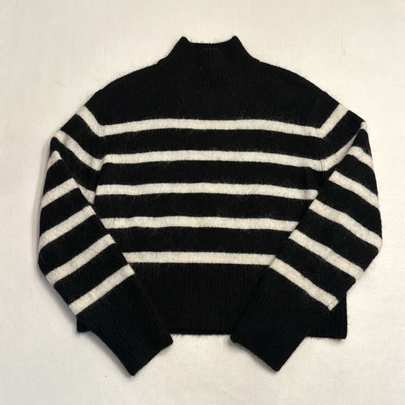 & Other Stories Cropped Mock Neck Knit Jumper - Picture 3 of 5